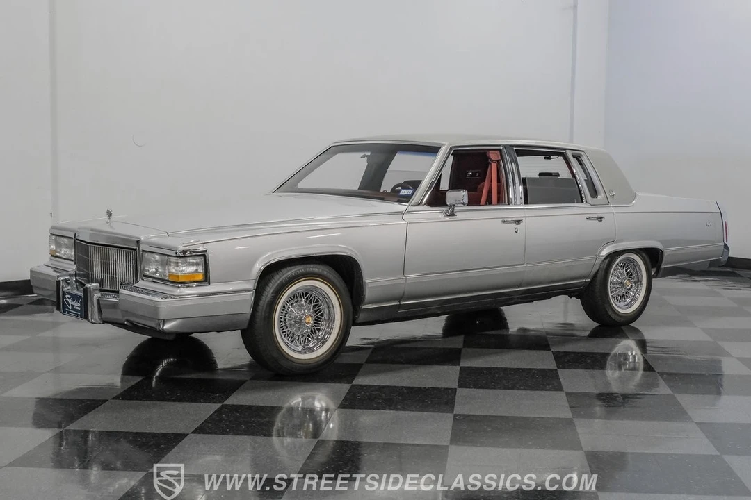 1991 Cadillac Brougham - Image 7 of 31