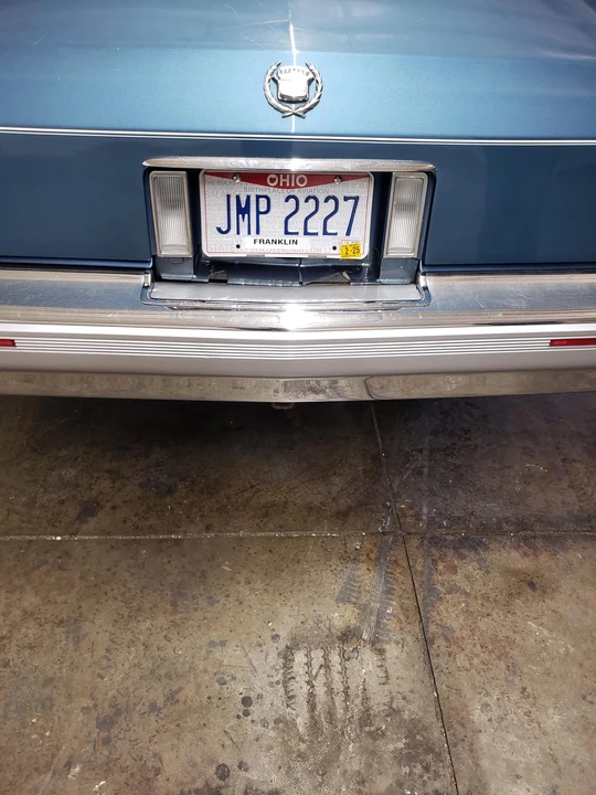 1991 Cadillac Brougham - Image 30 of 31