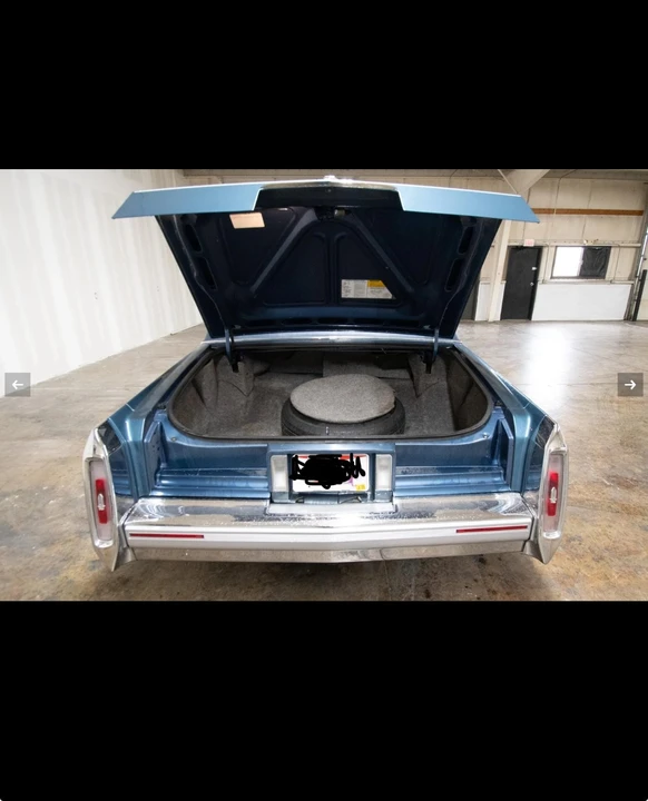1991 Cadillac Brougham - Image 15 of 31