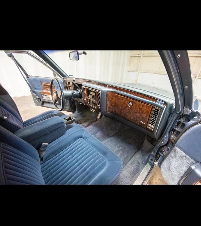 1991 Cadillac Brougham - Image 20 of 31