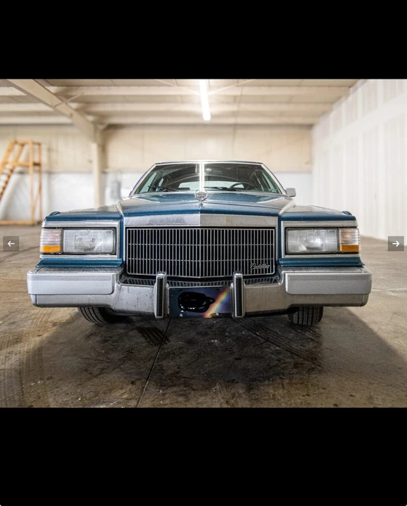 1991 Cadillac Brougham - Image 9 of 31