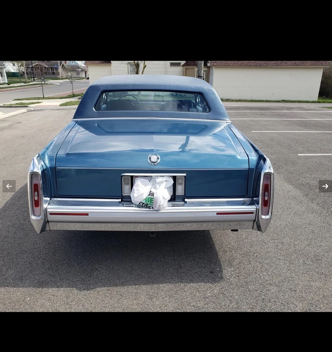 1991 Cadillac Brougham - Image 14 of 31