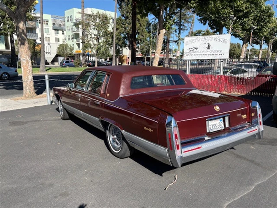 1991 Cadillac Brougham - Image 3 of 4