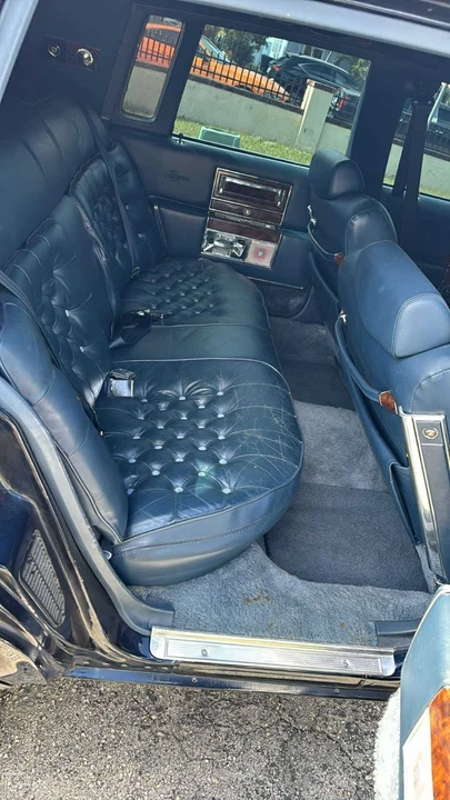 1991 Cadillac Brougham - Image 3 of 8
