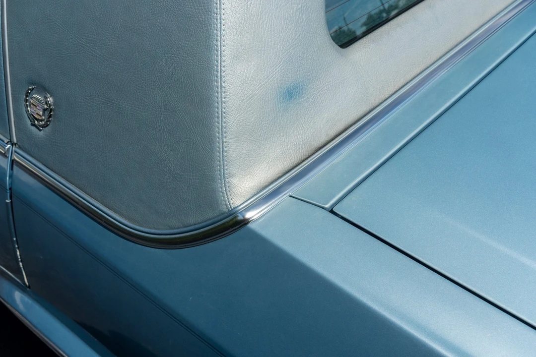 1991 Cadillac Brougham - Image 31 of 31