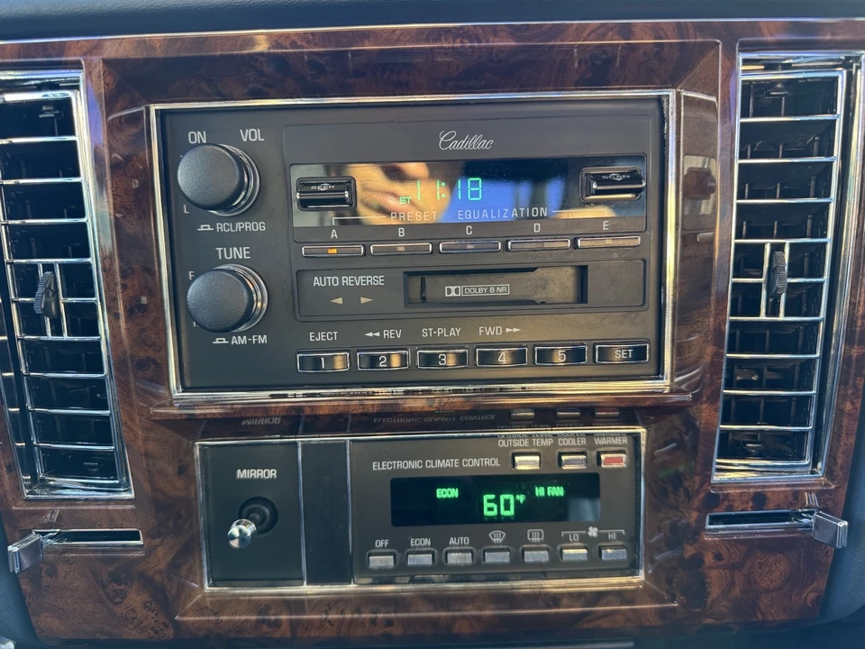 1991 Cadillac Brougham - Image 21 of 21