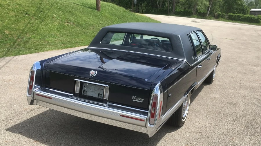 1991 Cadillac Brougham - Image 3 of 8