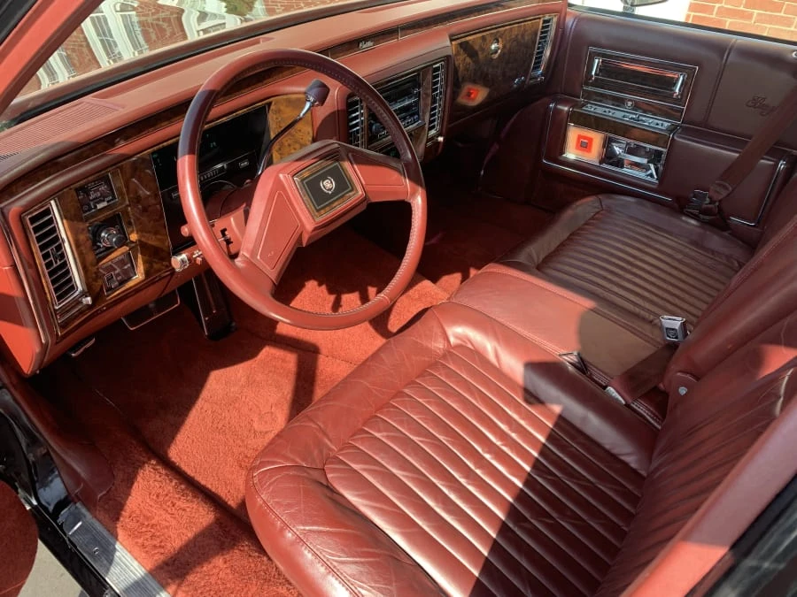 1991 Cadillac Brougham - Image 4 of 10