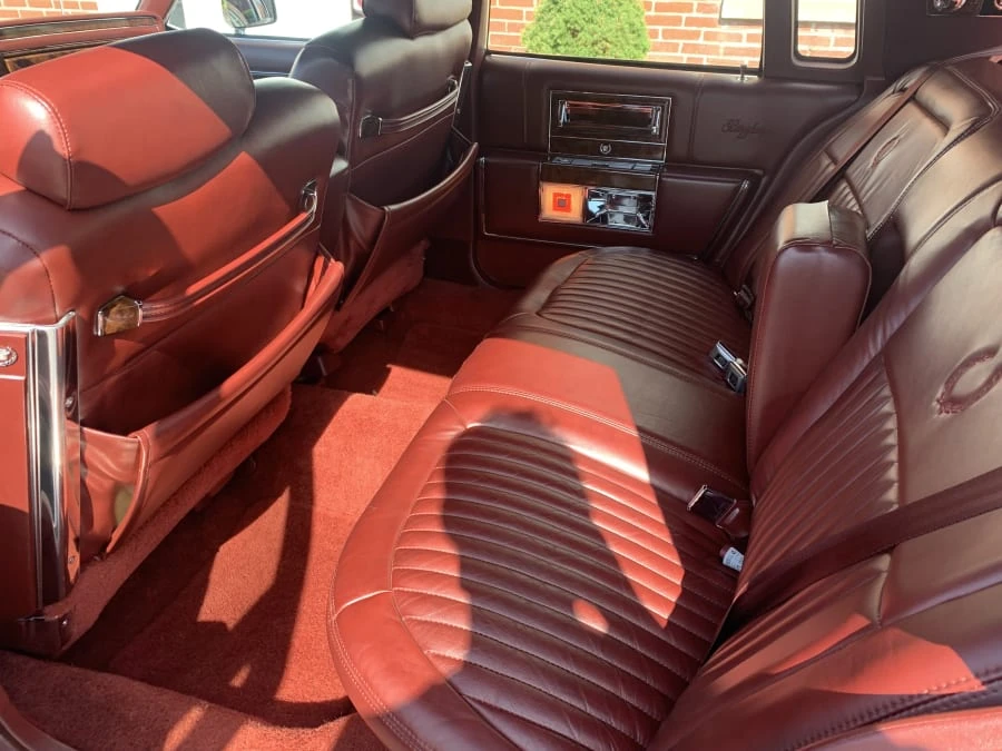 1991 Cadillac Brougham - Image 5 of 10