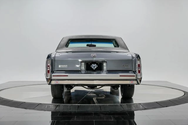 1991 Cadillac Brougham - Image 6 of 31