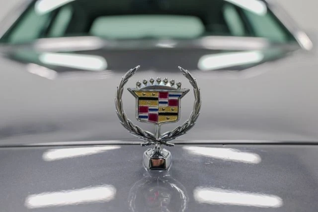 1991 Cadillac Brougham - Image 21 of 31
