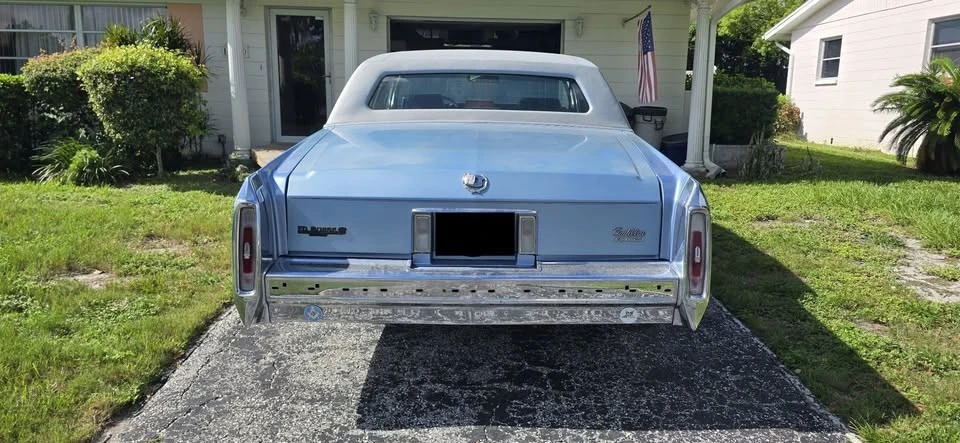 1991 Cadillac Brougham - Image 6 of 21
