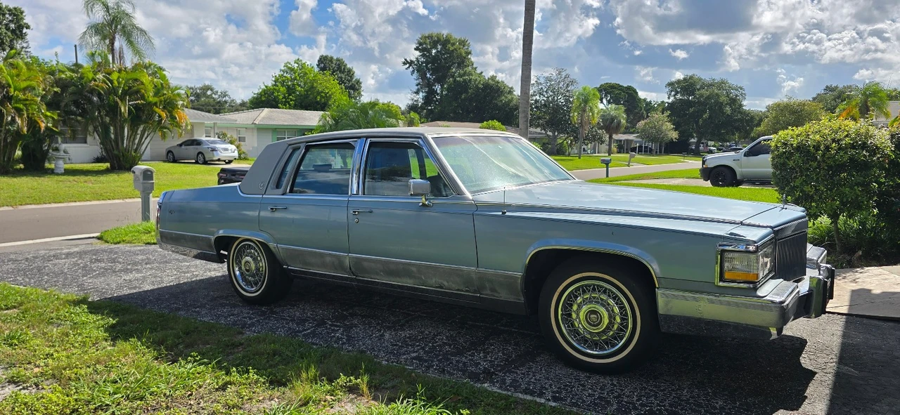 1991 Cadillac Brougham - Image 2 of 21
