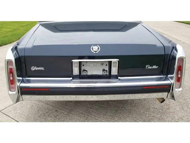 1991 Cadillac Brougham - Image 7 of 11