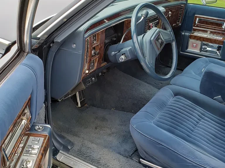 1991 Cadillac Brougham - Image 5 of 11