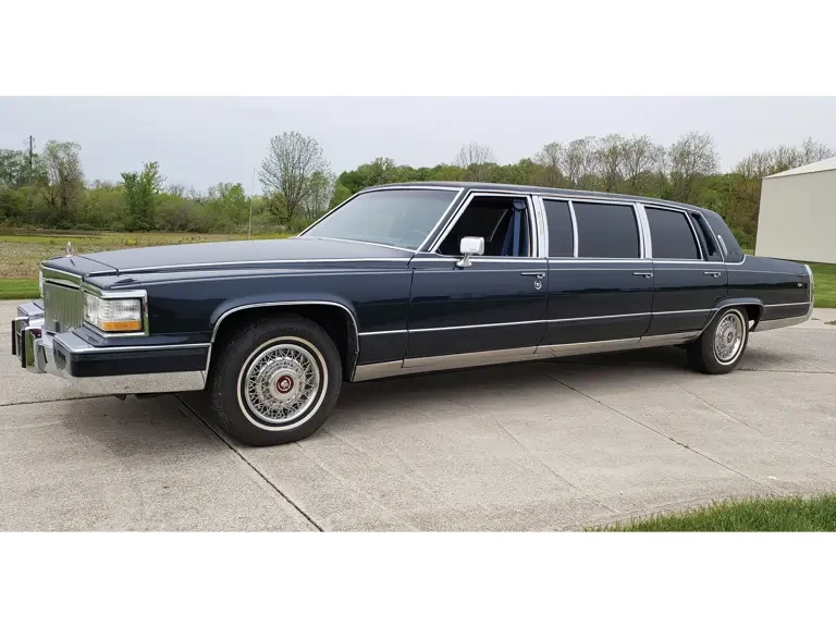 1991 Cadillac Brougham - Image 2 of 11