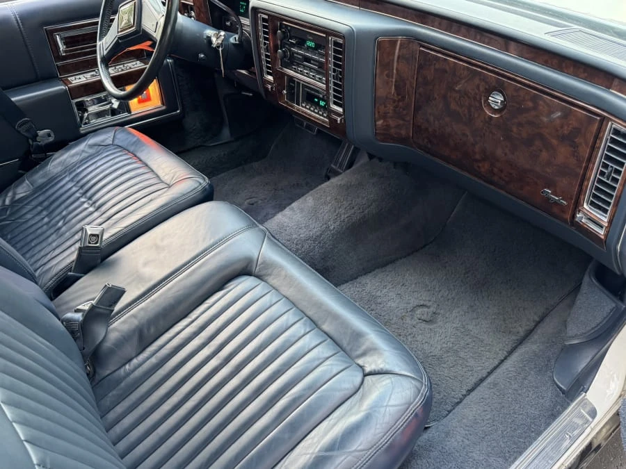 1991 Cadillac Brougham - Image 7 of 11