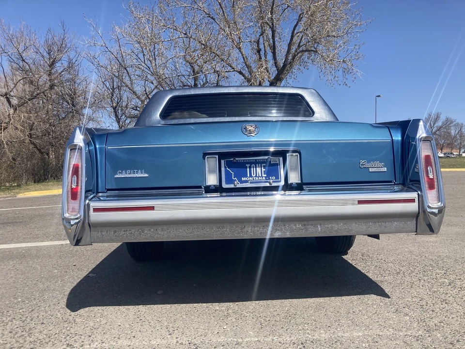 1991 Cadillac Brougham - Image 7 of 31
