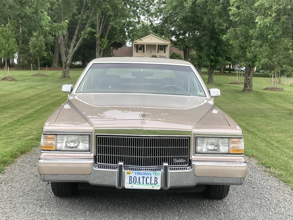 1991 Cadillac Brougham - Image 7 of 24