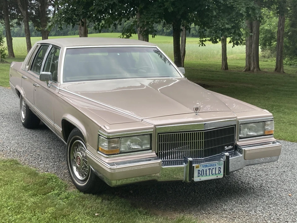 1991 Cadillac Brougham - Image 20 of 24