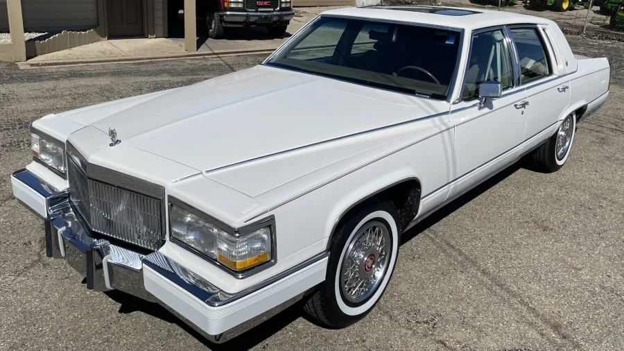1991 Cadillac Brougham - Image 5 of 15