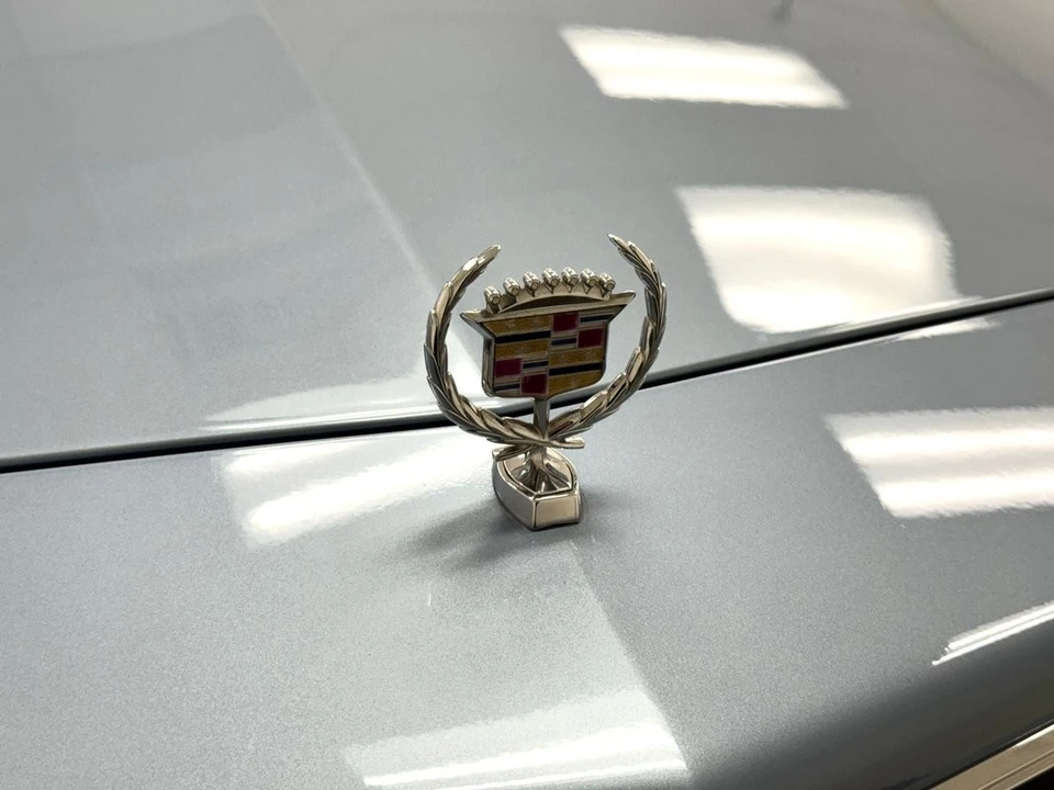 1991 Cadillac Brougham - Image 9 of 12