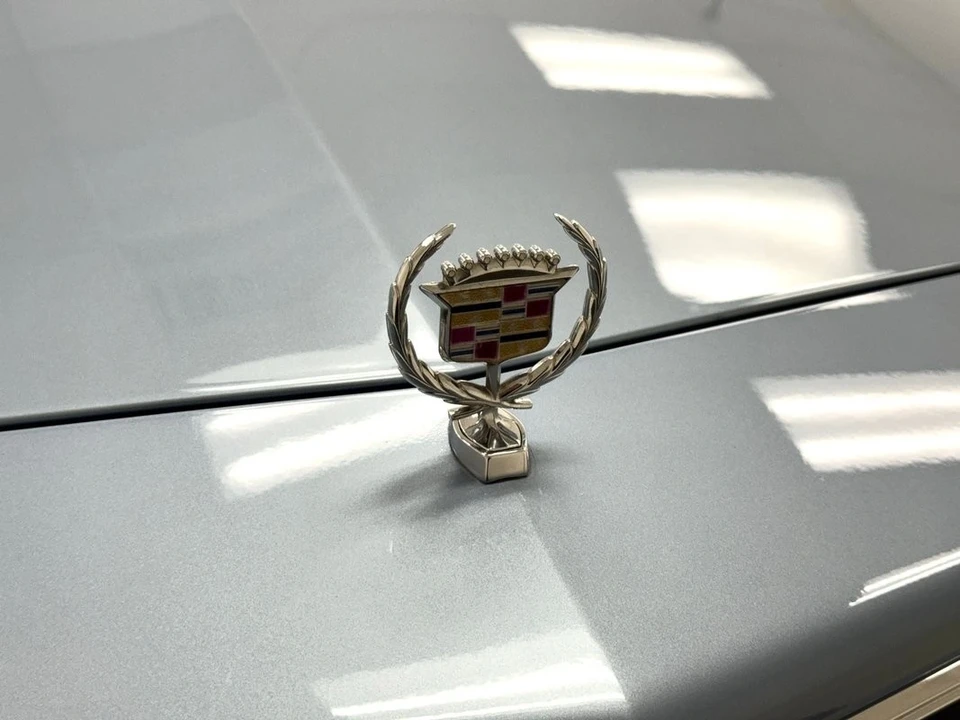 1991 Cadillac Brougham - Image 10 of 12