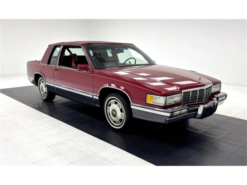 1991 Cadillac DeVille 6th Gen - Image 7 of 31