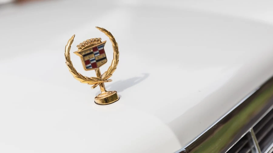 1991 Cadillac DeVille 6th Gen - Image 20 of 27