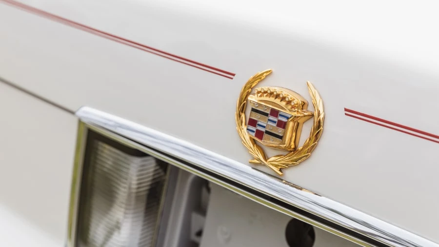 1991 Cadillac DeVille 6th Gen - Image 23 of 27