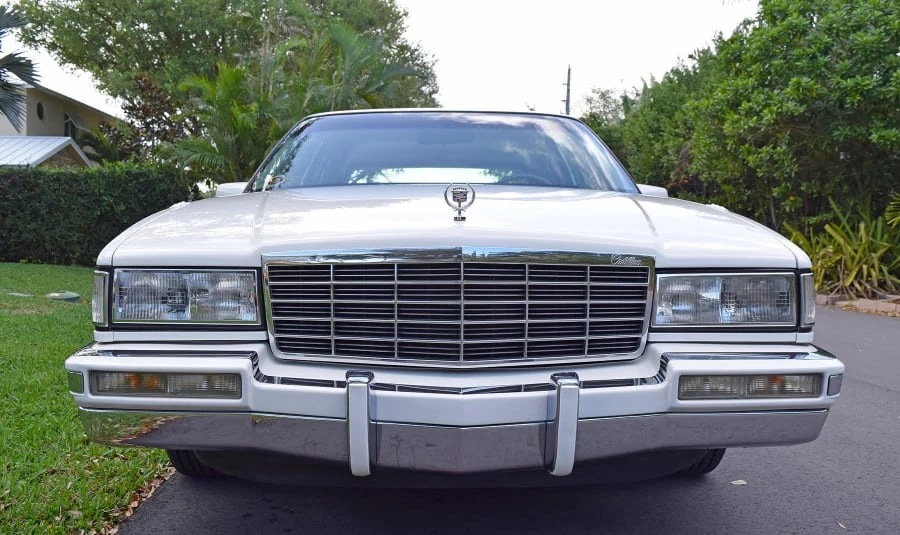 1991 Cadillac DeVille 6th Gen - Image 8 of 12