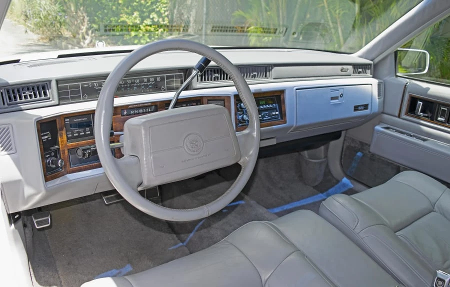 1991 Cadillac DeVille 6th Gen - Image 4 of 12