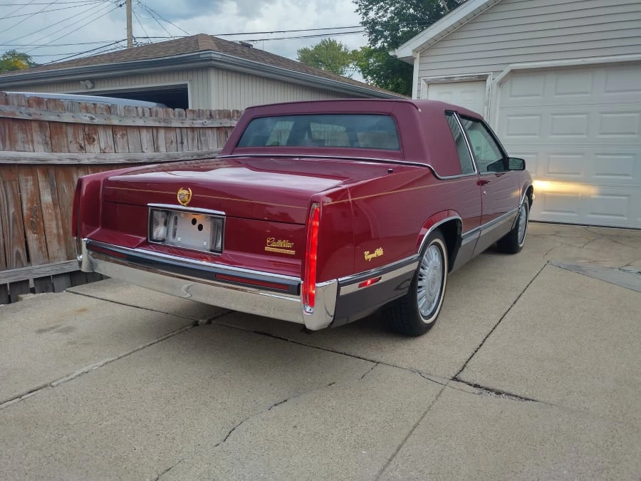 1991 Cadillac DeVille 6th Gen - Image 2 of 9