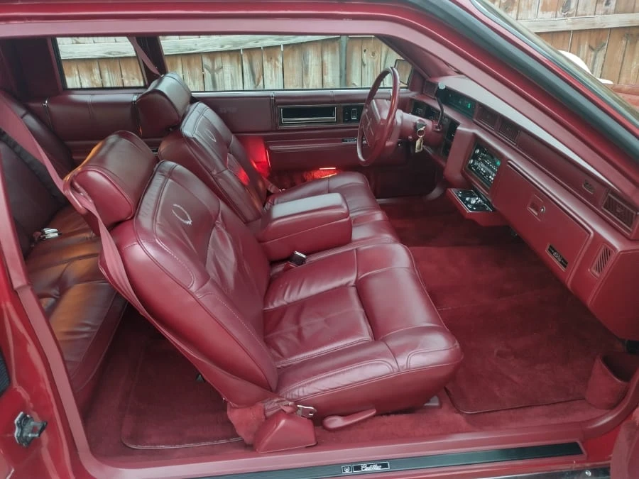 1991 Cadillac DeVille 6th Gen - Image 6 of 9