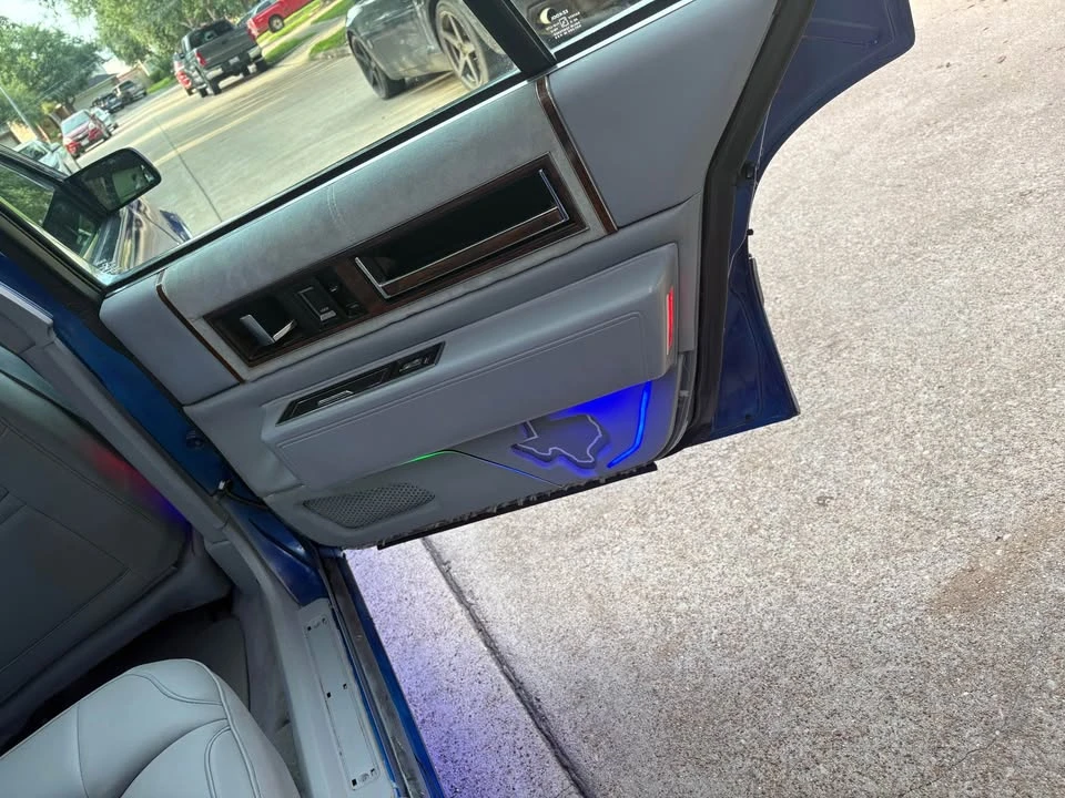 1991 Cadillac DeVille 6th Gen - Image 6 of 7