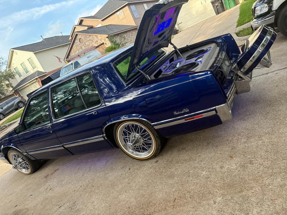 1991 Cadillac DeVille 6th Gen - Image 3 of 7