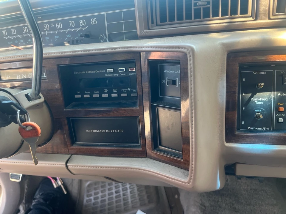 1991 Cadillac DeVille 7th Gen - Image 10 of 10