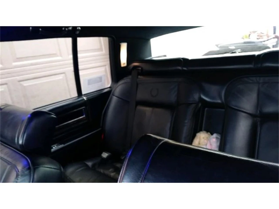 1991 Cadillac DeVille 6th Gen - Image 6 of 15