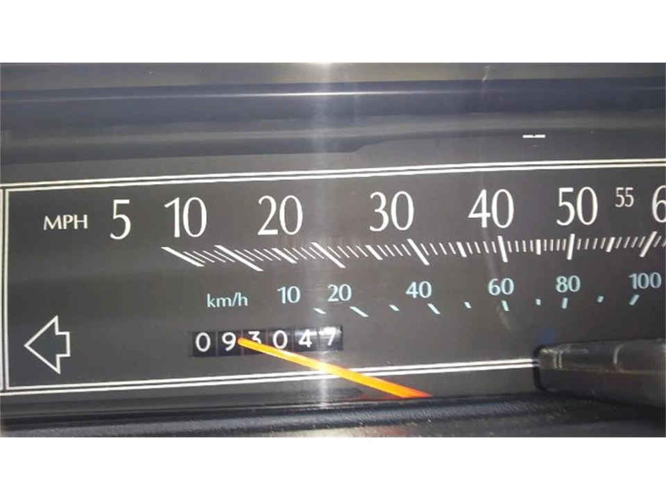 1991 Cadillac DeVille 6th Gen - Image 3 of 15