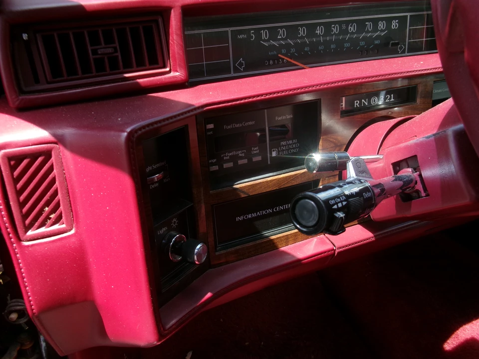 1991 Cadillac DeVille 6th Gen - Image 9 of 9