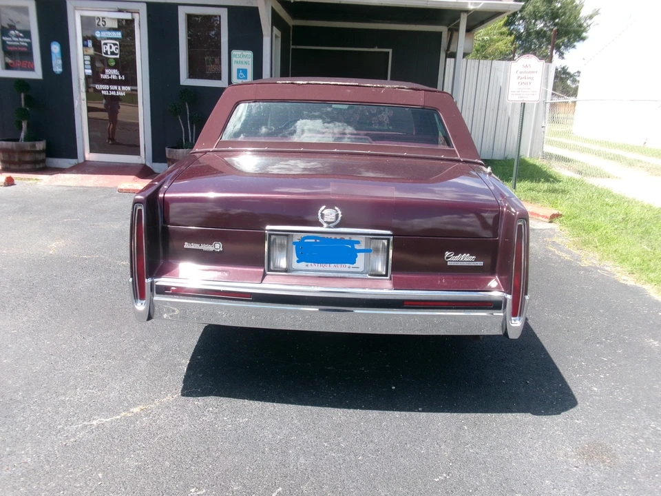 1991 Cadillac DeVille 6th Gen - Image 4 of 9