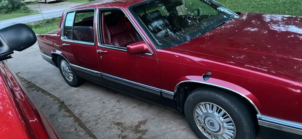 1991 Cadillac DeVille 6th Gen - Image 2 of 11