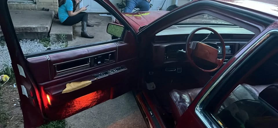 1991 Cadillac DeVille 6th Gen - Image 5 of 11