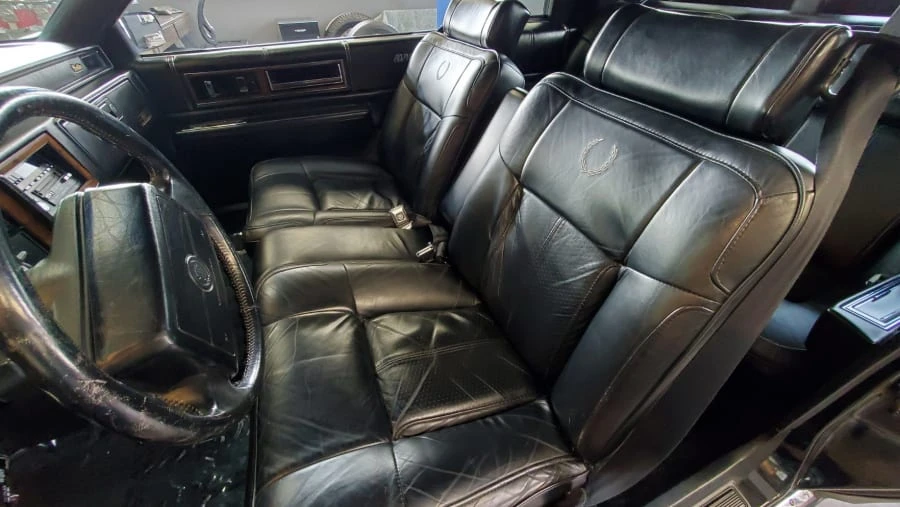 1991 Cadillac DeVille 6th Gen - Image 5 of 24