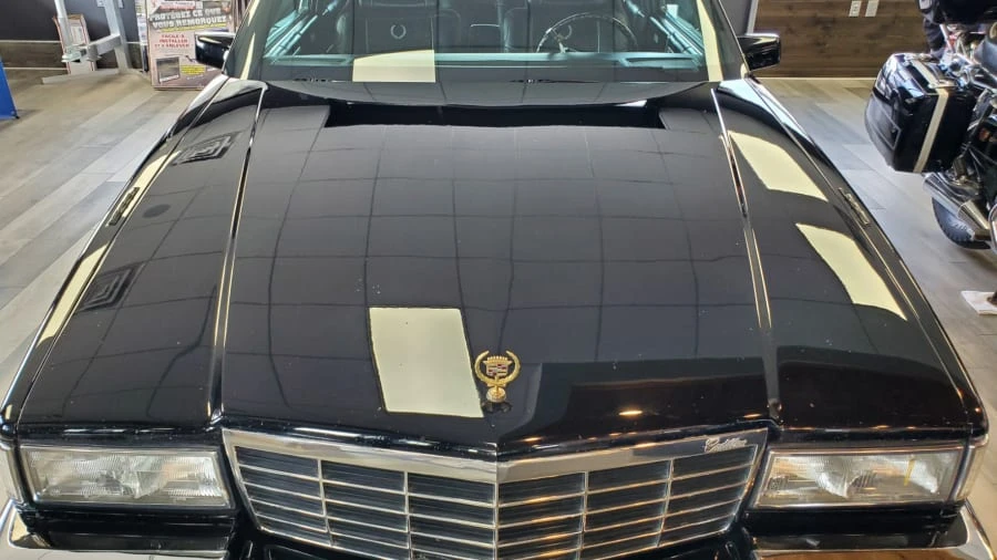 1991 Cadillac DeVille 6th Gen - Image 17 of 24