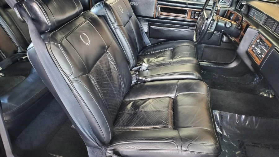 1991 Cadillac DeVille 6th Gen - Image 11 of 24