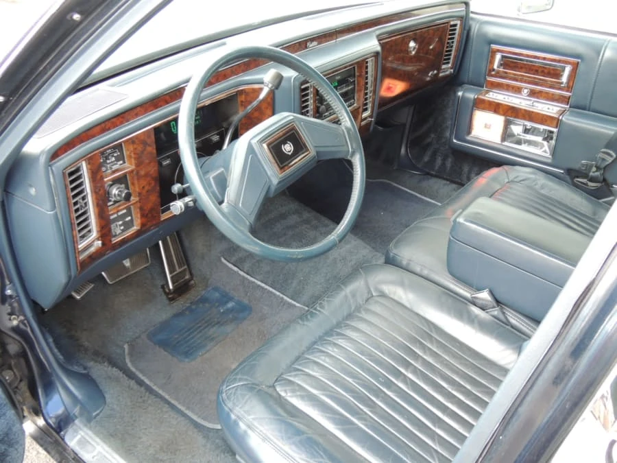 1991 Cadillac DeVille 6th Gen - Image 4 of 7
