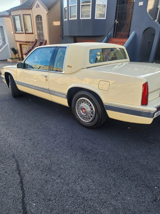 1991 Cadillac Eldorado 11th Gen - Image 9 of 14