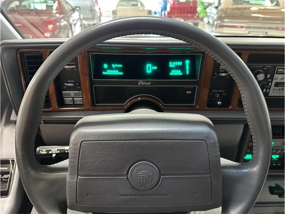 1991 Cadillac Eldorado 11th Gen - Image 24 of 31