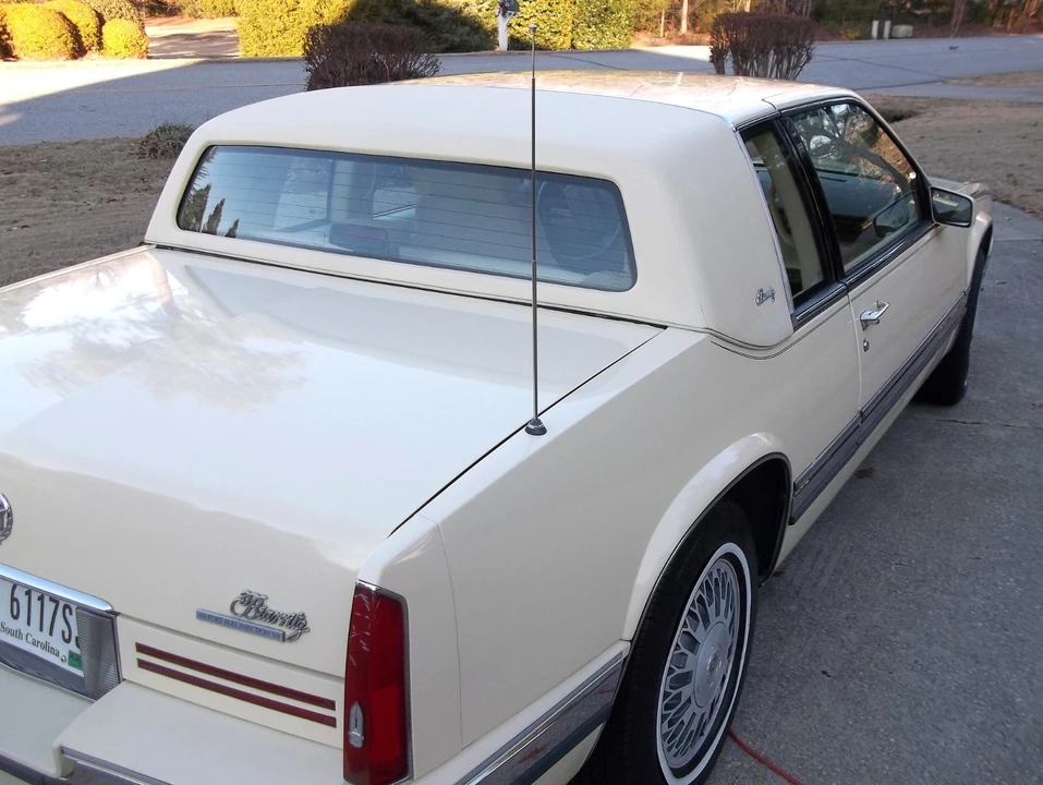 1991 Cadillac Eldorado 12th Gen - Image 20 of 21